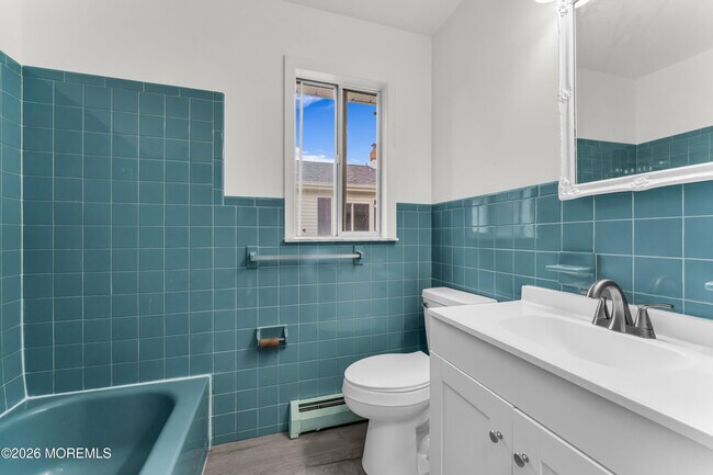 Building Photo - 12 Montego St