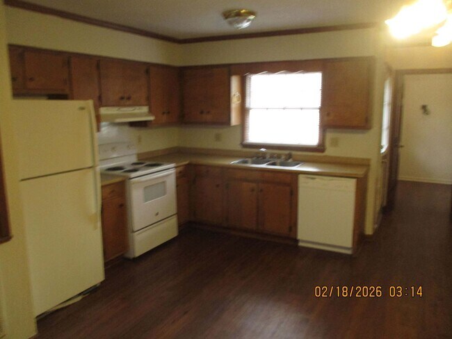 Building Photo - Westwood, 1303-A