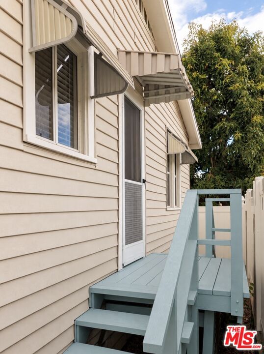 Building Photo - 5126 Windermere Ave
