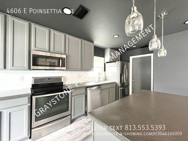 Building Photo - 4606 E Poinsettia Ave