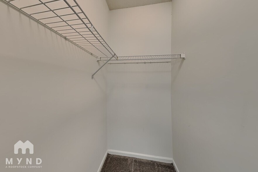 Building Photo - 6325 Mallard View Ln