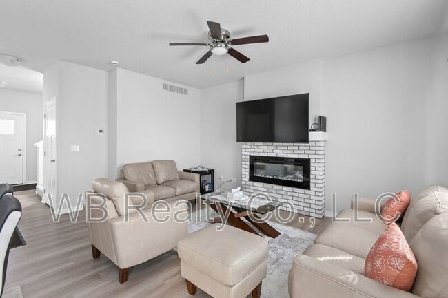 Building Photo - 4736 NW 167th St