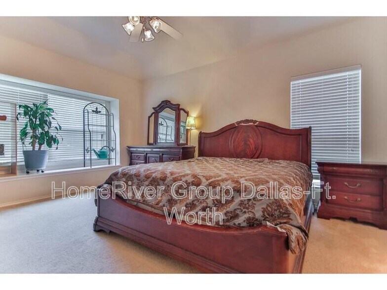 Building Photo - 9910 Wethers Field Cir