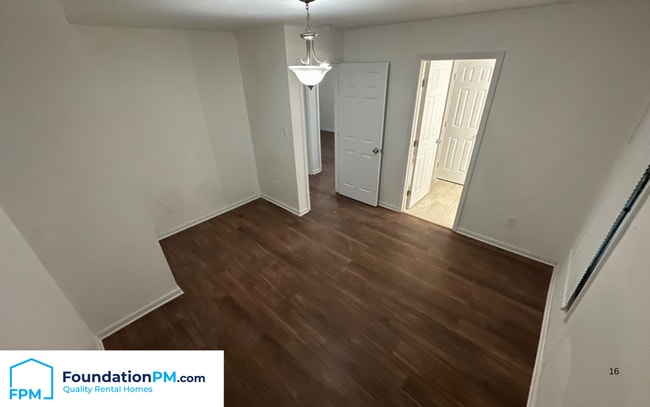 Building Photo - 1663 Humber St