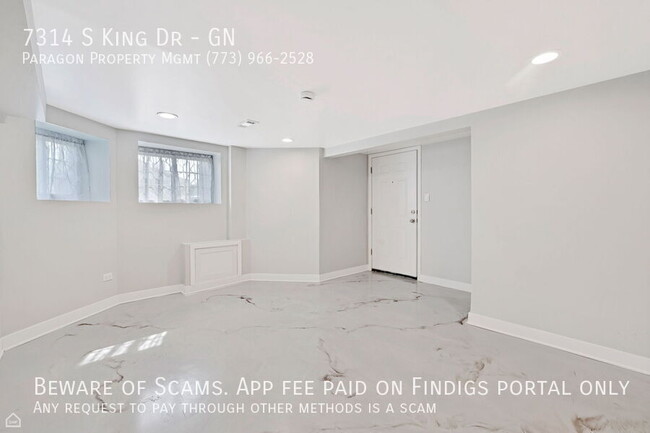 Building Photo - 7314 S King Dr