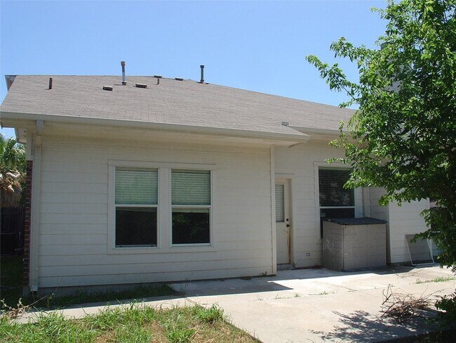 Building Photo - 1532 Lorson Loop