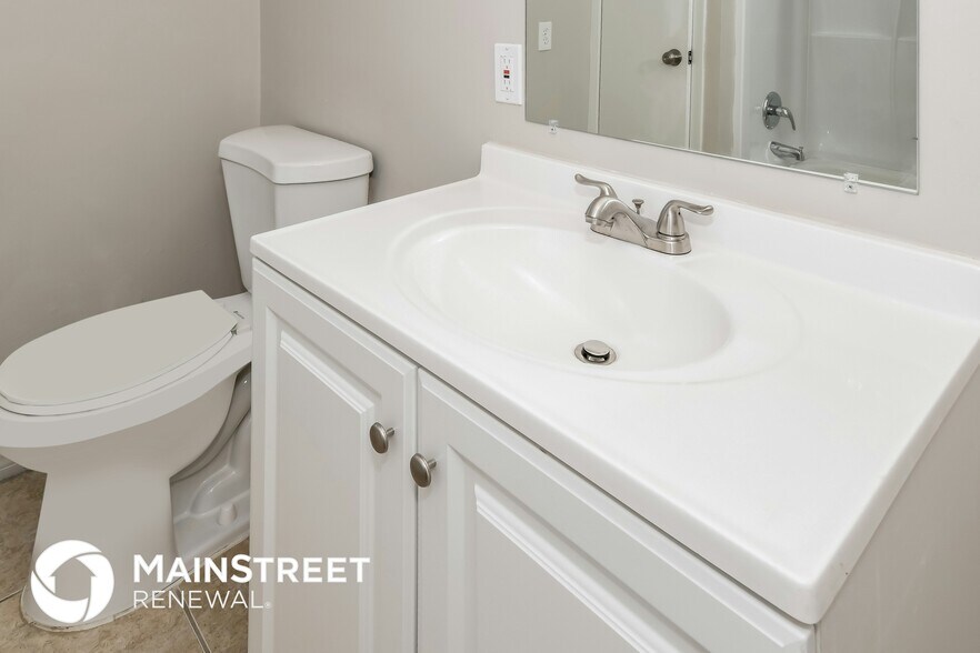 Building Photo - 7104 Pellias Rd