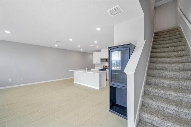 Building Photo - 7705 Momentum Pkwy