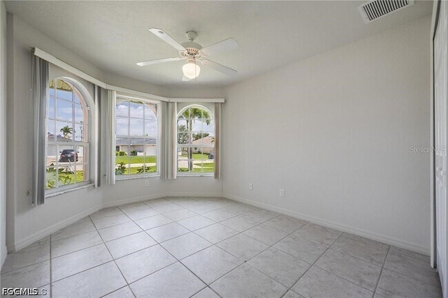Building Photo - 4522 SW 7th Pl