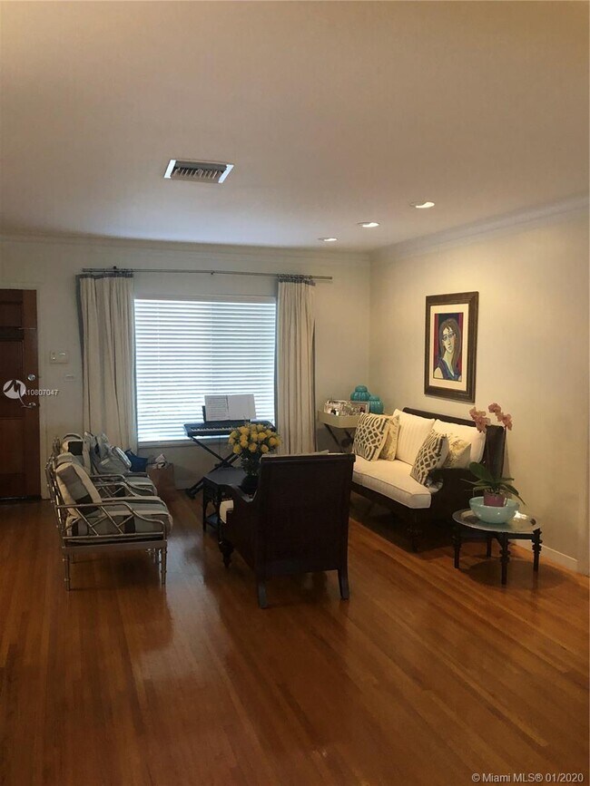 Building Photo - 6810 Granada Blvd