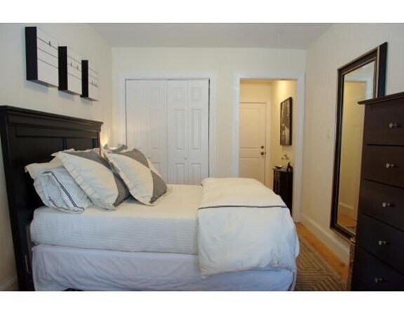 Building Photo - 76 Commonwealth Ave