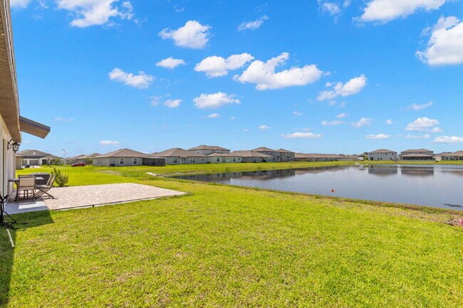 Building Photo - Like New Home For Rent In Creek Preserve!