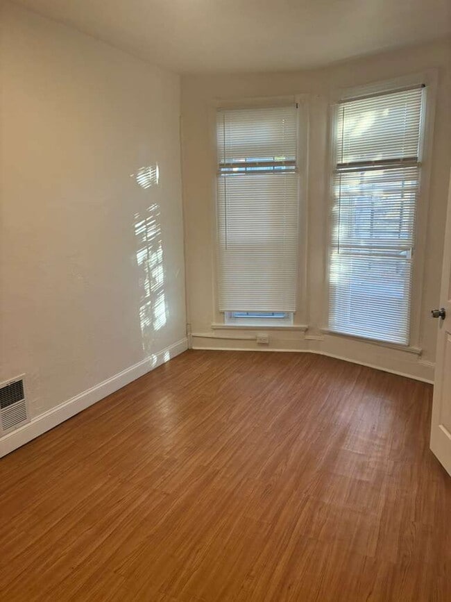 Building Photo - Walbrook