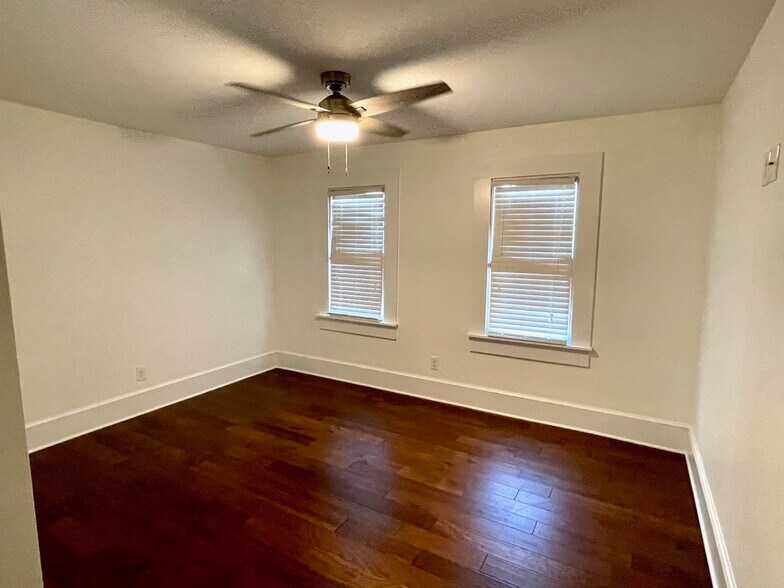 Primary Bedroom - 669 Atwood St
