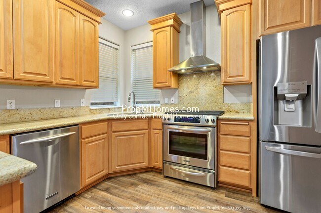 Building Photo - Spacious Five Bedroom Home in Progress Ridge!