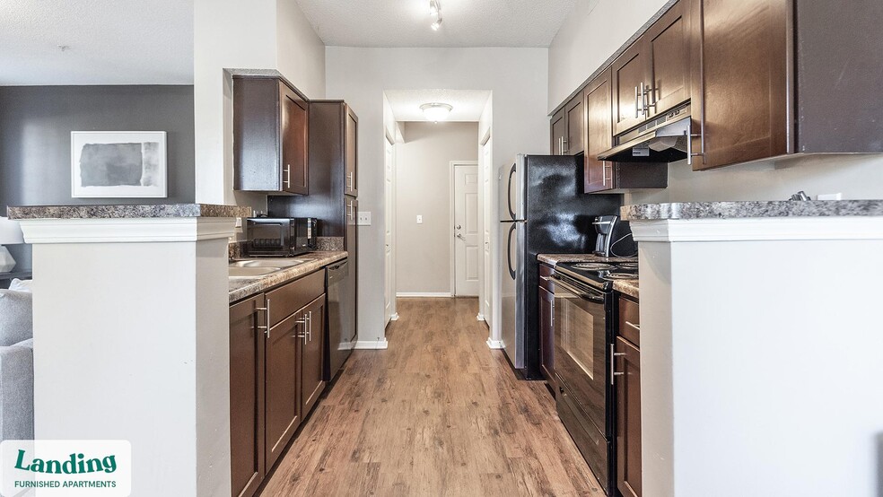 Building Photo - 7865 Grove Ct W