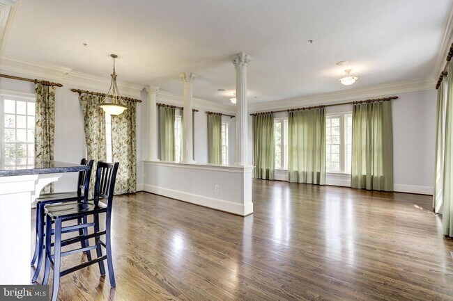 Building Photo - 7233 Addington Dr