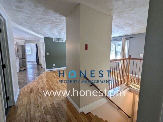 Building Photo - 151 Chimney Rd