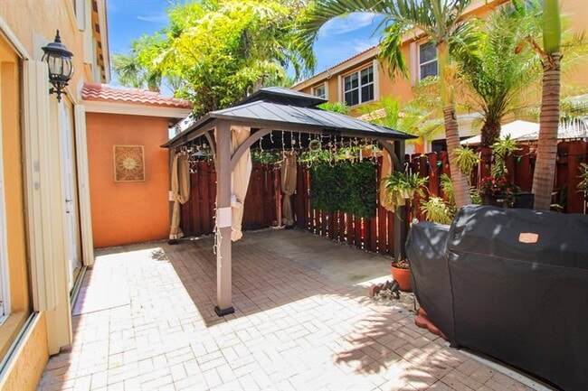 Building Photo - 8544 NW 140th Terrace