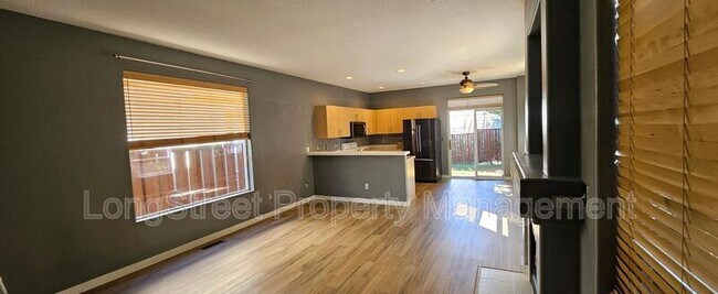 Building Photo - 4322 NE 76th Ave