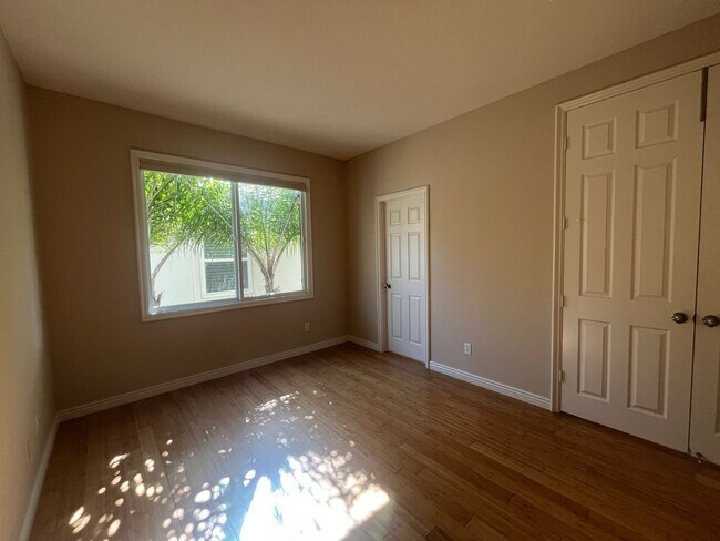 Building Photo - Elegant 5-Bedroom Carmel Valley Home with ...