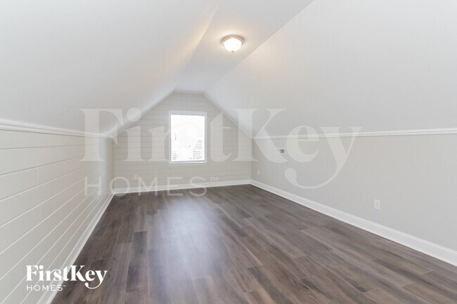 Building Photo - 12618 Hill Pine Rd