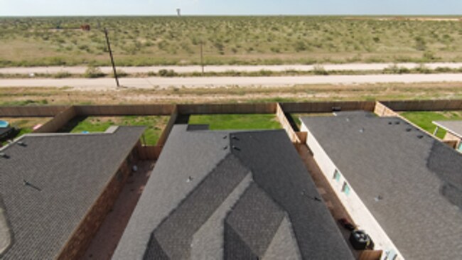 Building Photo - BRAND NEW – Spacious, Stylish, and Ready f...
