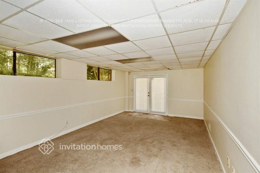 Building Photo - 4091 Oak Stone Dr