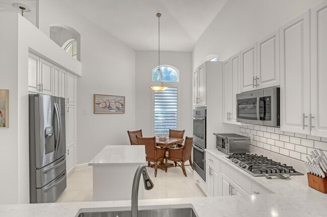 Building Photo - 754 Cable Beach Ln