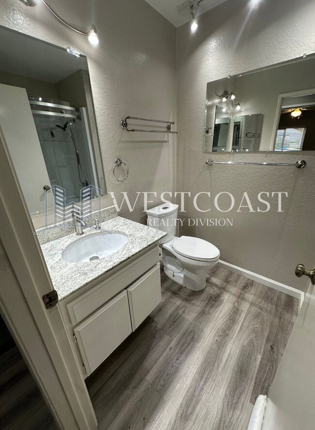 Building Photo - Charming 4-Bedroom Home in Tranquil Chino ...