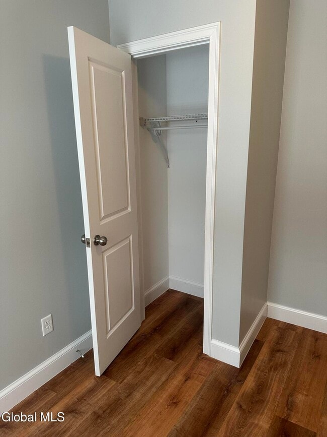 Building Photo - 2011 Rdg Mnr Ct