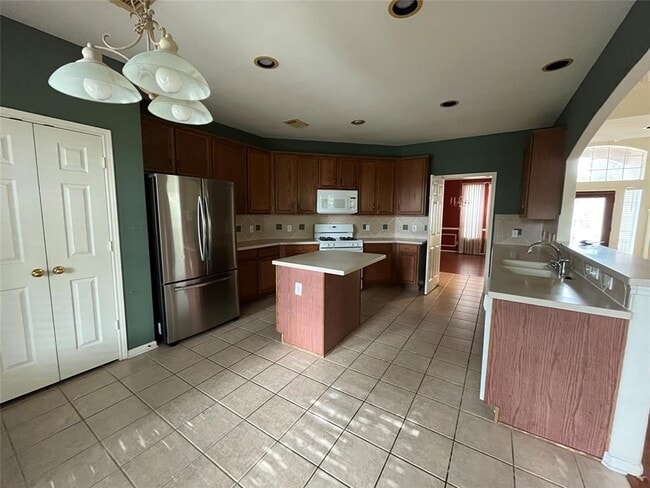Building Photo - 22531 Tullis Trail Ct