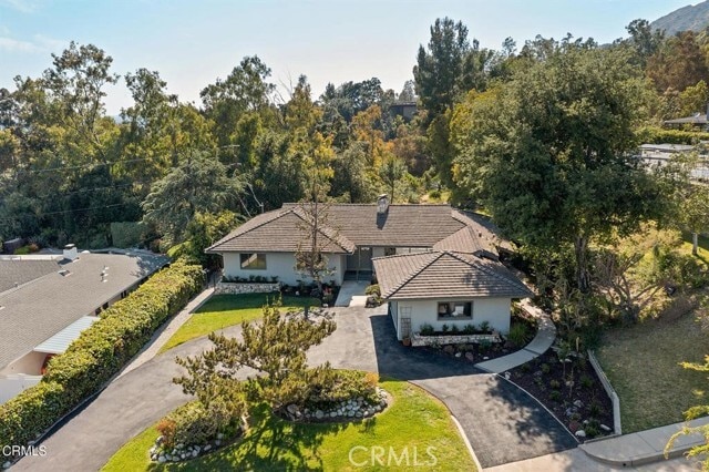 Primary Photo - 2055 Liliano Dr