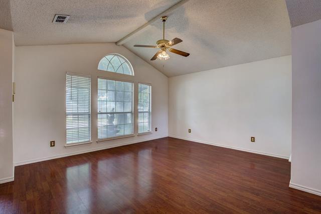 Building Photo - 230 Brittany Dr