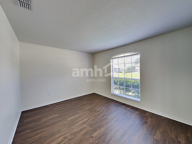 Building Photo - 3611 Welsch Way