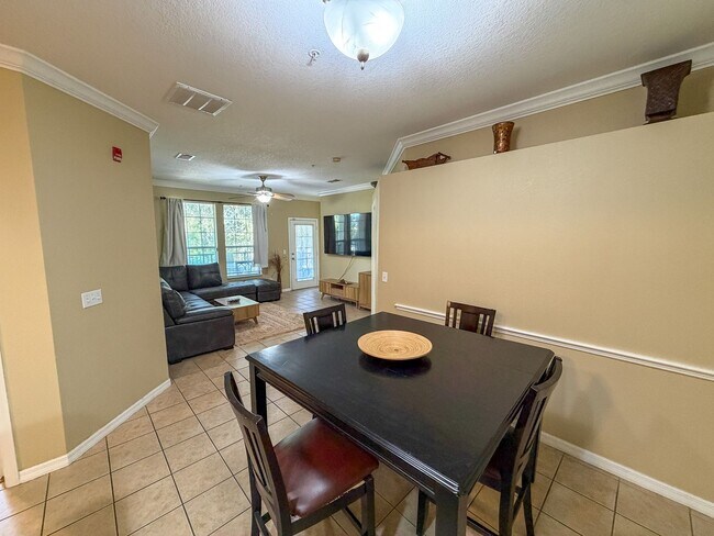 Building Photo - Campus View North #203