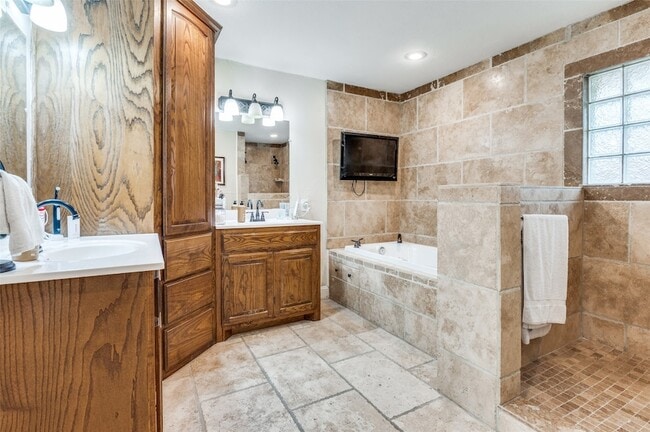 Building Photo - 1602 Glen Valley Dr