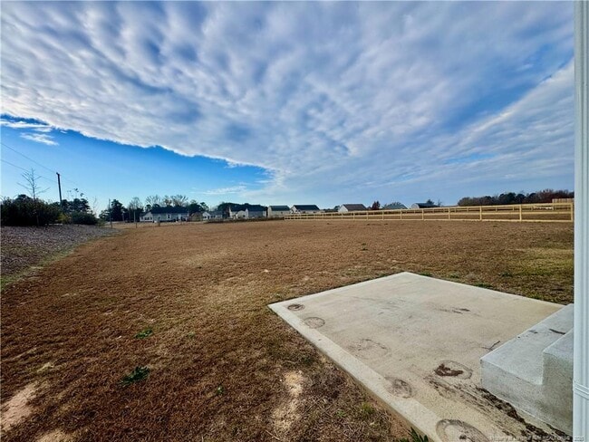 Building Photo - 15 Jones Crk Ln