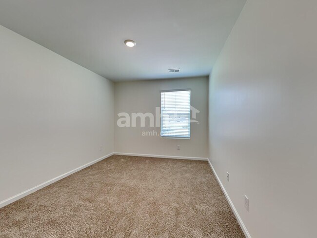 Building Photo - 112 Tobago Cir