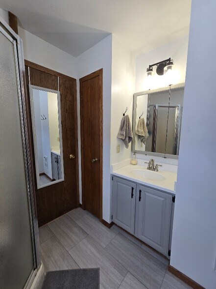 Building Photo - N9362 7th Ave