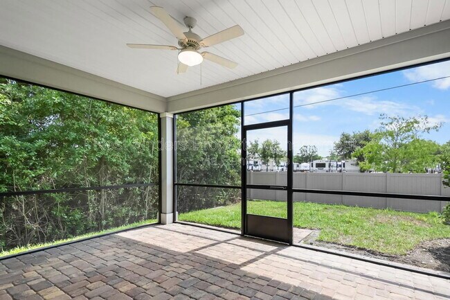 Building Photo - 10165 Roman Ln