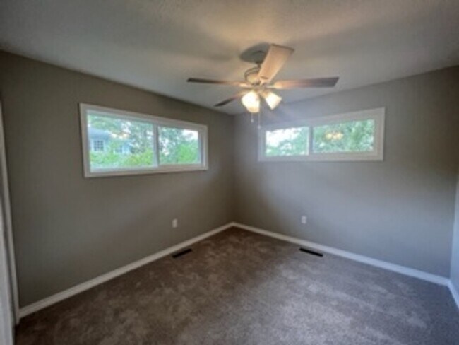 Building Photo - Newly Remodeled 3BR/2BA - Branson