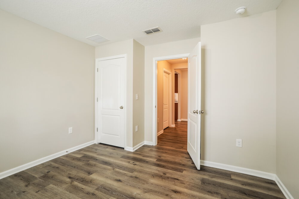 Building Photo - 3514 Songbird Lakes Dr