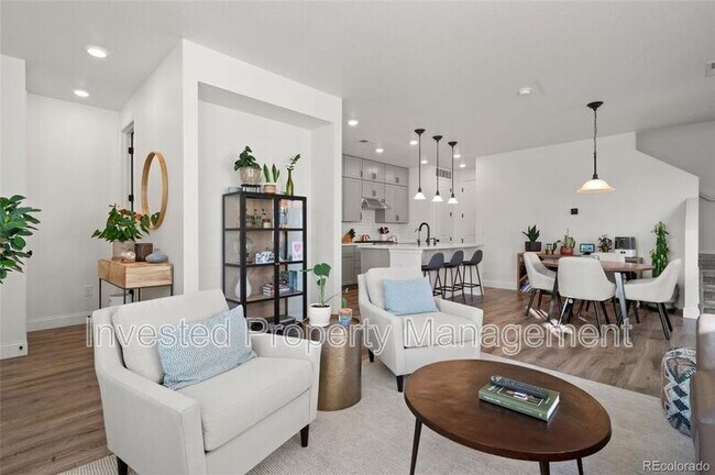 Building Photo - 3061 Low Meadow Blvd