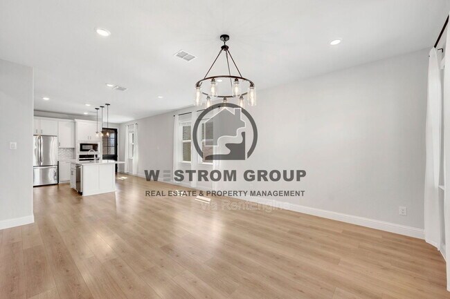 Building Photo - 430 Cherry Laurel Dr