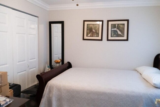 Building Photo - 5360 Kim Ct