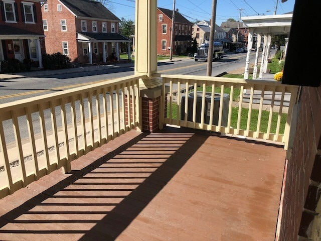 Building Photo - 1359 W Main St