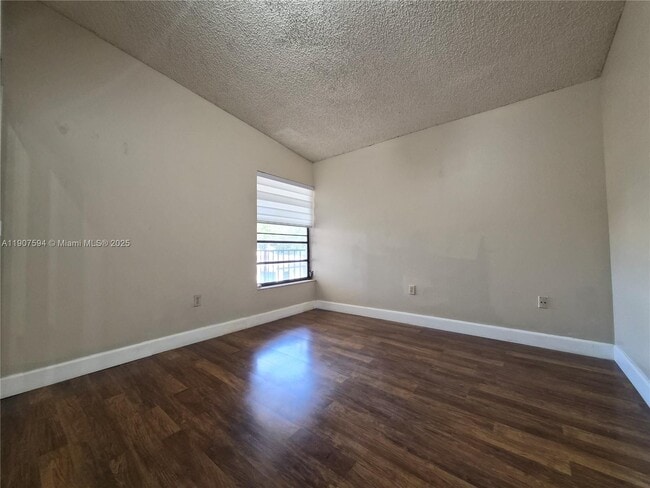 Building Photo - 10904 SW 72nd St