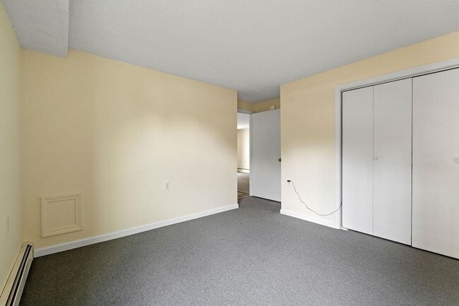 Building Photo - 1703 White Cedar Blvd