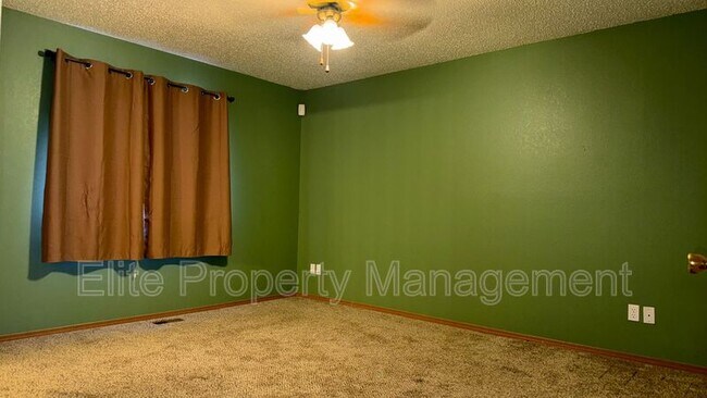 Building Photo - 107 S Brewer Dr